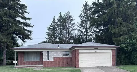30057 Paul, Warren, MI 48092