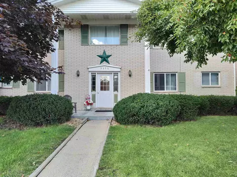 5696 George, Saginaw, MI 48603