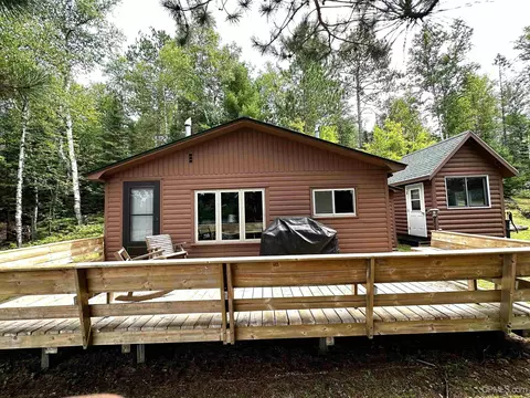 1495 Deer Lk, Crystal Falls, MI 49920