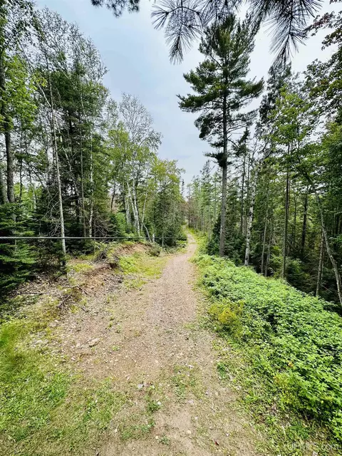 601 Cooper Lk, Ishpeming, MI 49849 photo 52