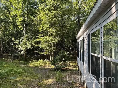 2048 Deer Lk, Ishpeming, MI 49849 photo 6