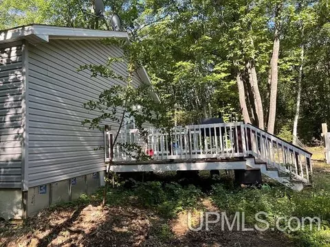 2048 Deer Lk, Ishpeming, MI 49849 photo 3