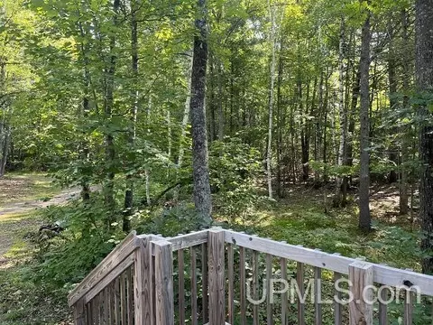 2048 Deer Lk, Ishpeming, MI 49849 photo 5