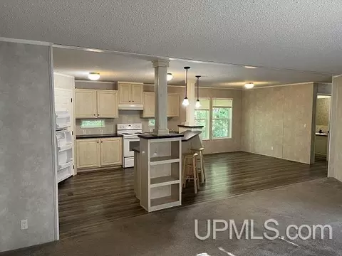 2048 Deer Lk, Ishpeming, MI 49849 photo 9
