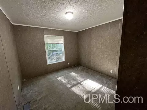 2048 Deer Lk, Ishpeming, MI 49849 photo 16