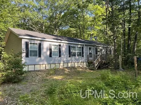 2048 Deer Lk, Ishpeming, MI 49849