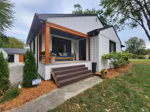 12600 Porter, Carleton, MI 48117 photo 2