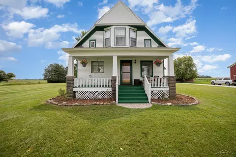 5563 Pierce, Saginaw, MI 48604