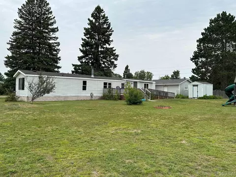 58 E Blueberry, Gwinn, MI 49841