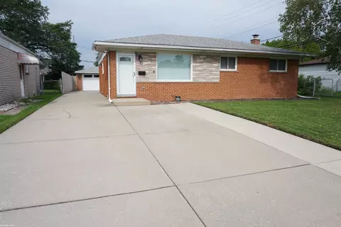 27845 Dover, Warren, MI 48088