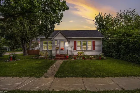 1100 N Saginaw, Lapeer, MI 48446