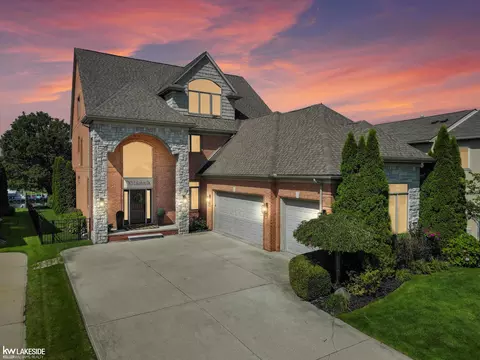 37821 Lakeshore, Harrison Township, MI 48045