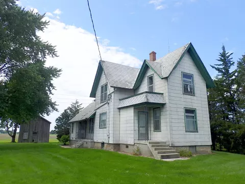 7080 7 Mile, Freeland, MI 48623