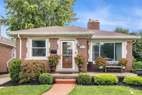 15100 Mclain, Allen Park, MI 48101
