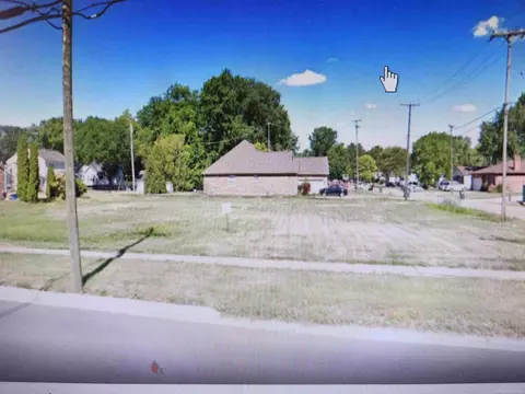 34535 Jefferson, Harrison Township, MI 48045
