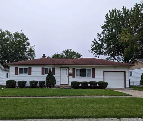 931 Stinson, Saginaw, MI 48604