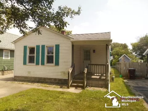 935 Hubble, Monroe, MI 48161