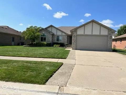 54655 Laurel, Macomb, MI 48042 photo 2