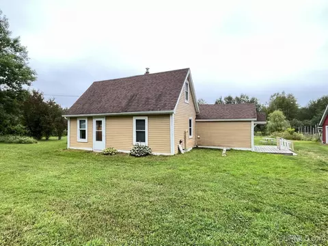 5759 N Kendall # w, Manistique, MI 49854