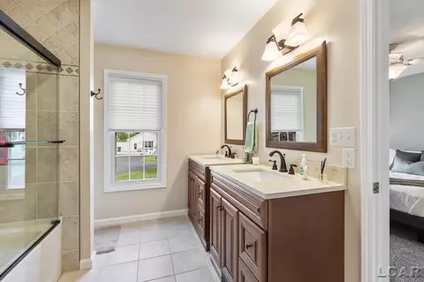 1720 Williamsburg, Adrian, MI 49221 photo 23