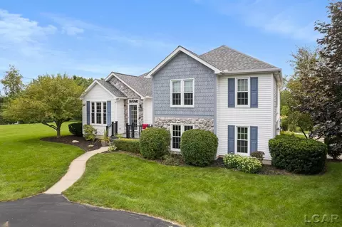 1720 Williamsburg, Adrian, MI 49221 photo 2