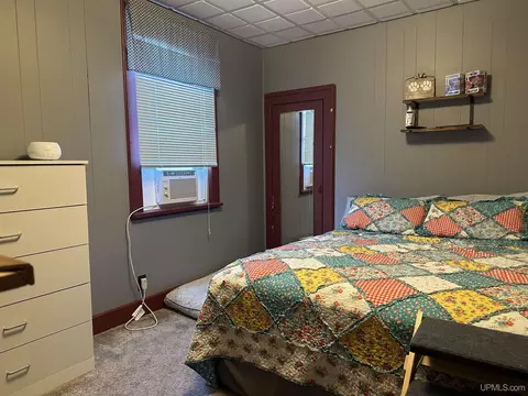 217 N 19th, Escanaba, MI 49829 photo 9