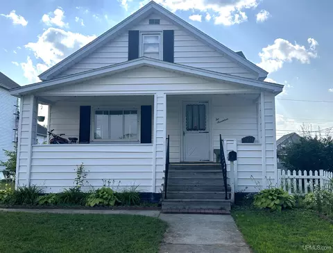 217 N 19th, Escanaba, MI 49829