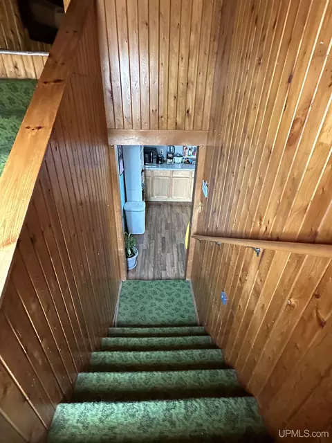 217 N 19th, Escanaba, MI 49829 photo 11