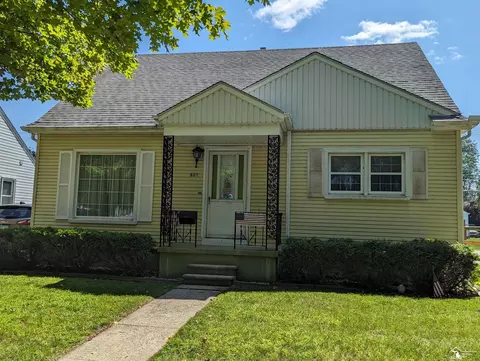 927 Winston, Monroe, MI 48161