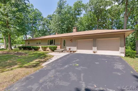 2922 E Carleton, Adrian, MI 49221 photo 32