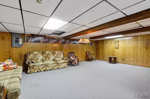 2922 E Carleton, Adrian, MI 49221 photo 28
