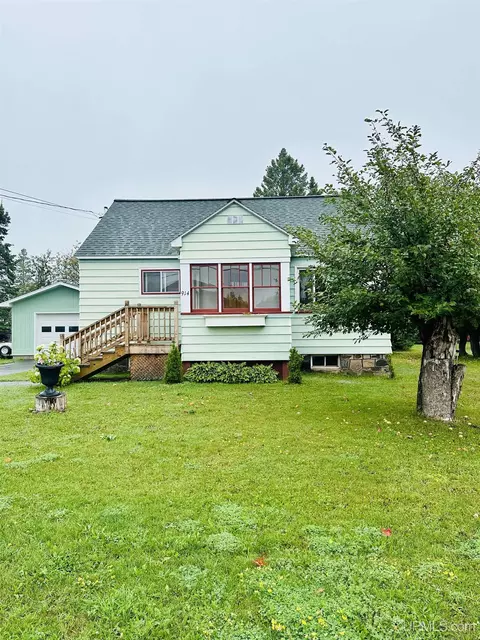 914 Florence, Ironwood, MI 49938