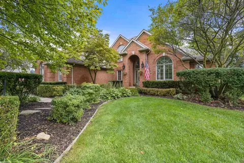 36601 Lauren, New Baltimore, MI 48047