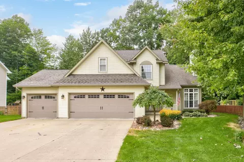 7803 Teaberry, Freeland, MI 48623