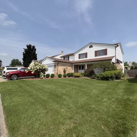 47064 Sarnus, Macomb, MI 48044 photo 2