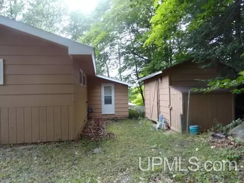 e9526 East Munising Avenue, Munising, MI 49862 photo 4