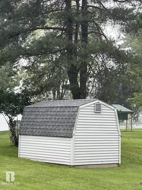 3601 E Shr, Weidman, MI 48893 photo 55