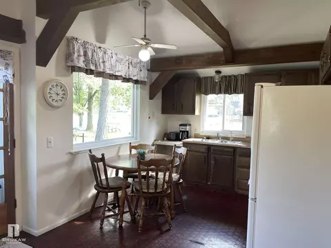 3601 E Shr, Weidman, MI 48893 photo 32