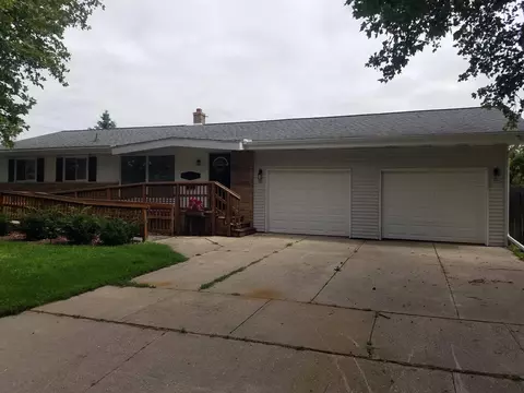 1501 S Farragut, Bay City, MI 48708