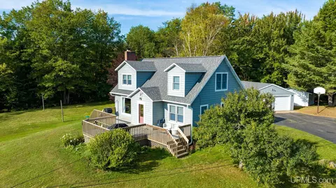 412 3rd, Baraga, MI 49908