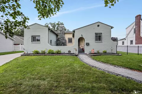 417 Maywood, Monroe, MI 48162