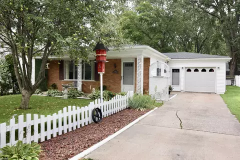 804 St Clair, Algonac, MI 48001
