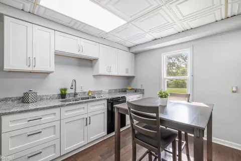 1392 Charles, Flint, MI 48505 photo 9