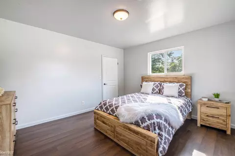 1392 Charles, Flint, MI 48505 photo 13