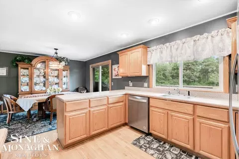 6868 Frith, Saint Clair, MI 48079 photo 15
