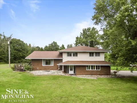 6868 Frith, Saint Clair, MI 48079 photo 2