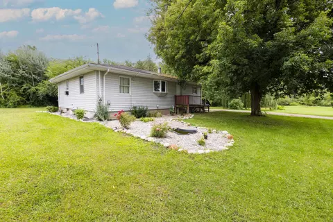 4001 S Flajole, Midland, MI 48642