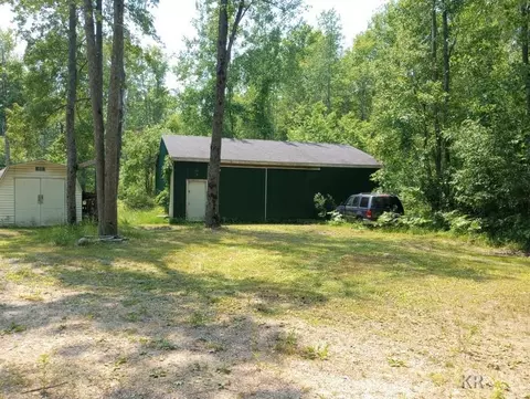 295 W Youngs, Gladwin, MI 48624 photo 6