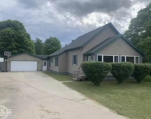 5633 Lapeer, Kimball, MI 48074