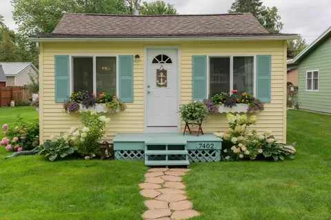 7402 Dogwood, Lexington, MI 48450